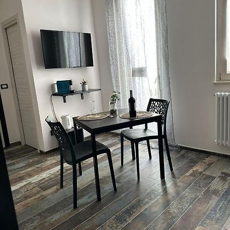 Home J&J Bari Buitenkant foto